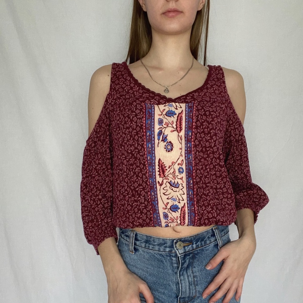 Adorable Burgundy & Blue Designed Boho Top 🍓🦋